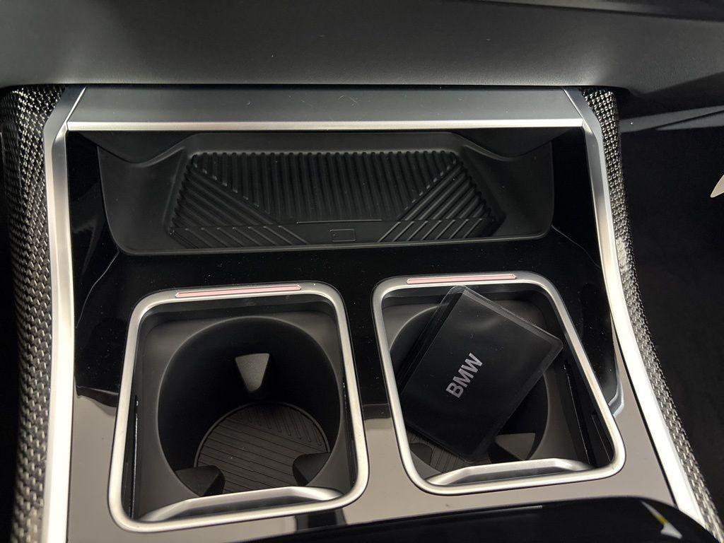 new 2025 BMW 760 car, priced at $132,255