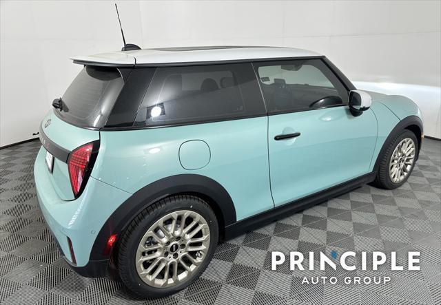 new 2025 MINI Hardtop car, priced at $37,805