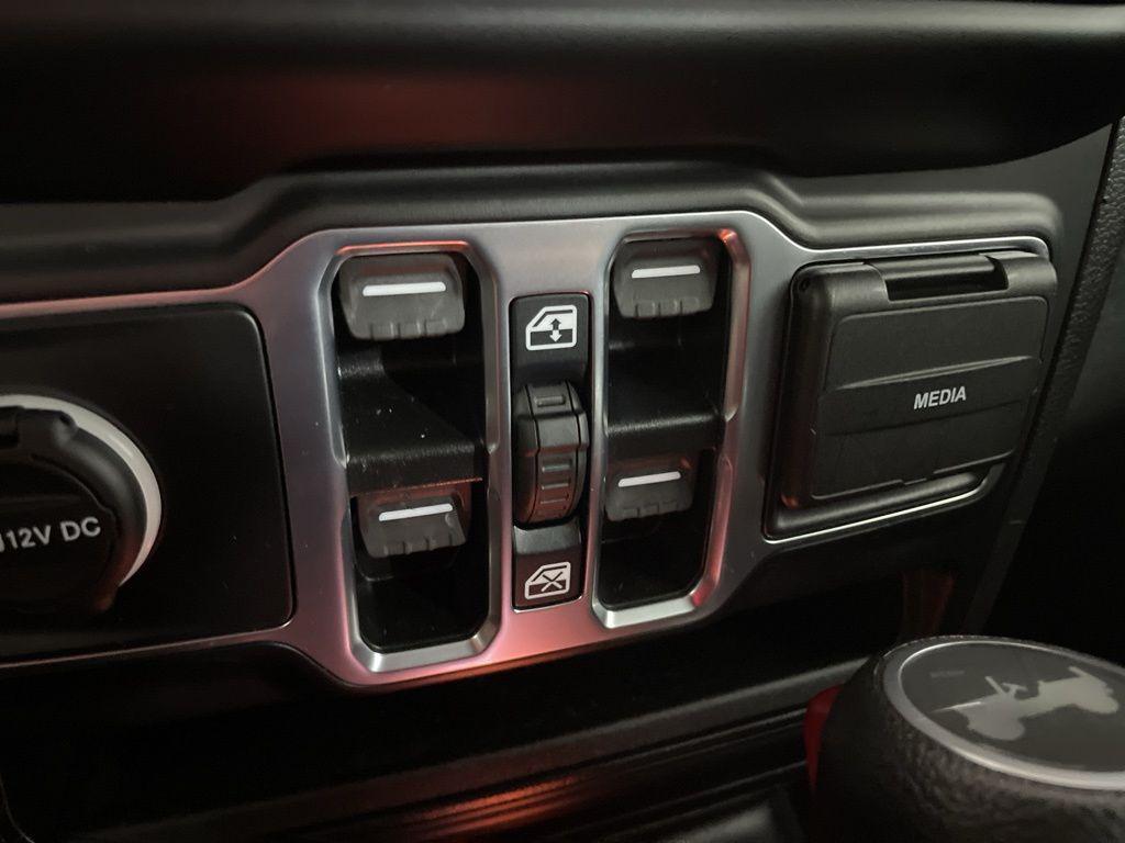 used 2022 Jeep Wrangler Unlimited car, priced at $38,262