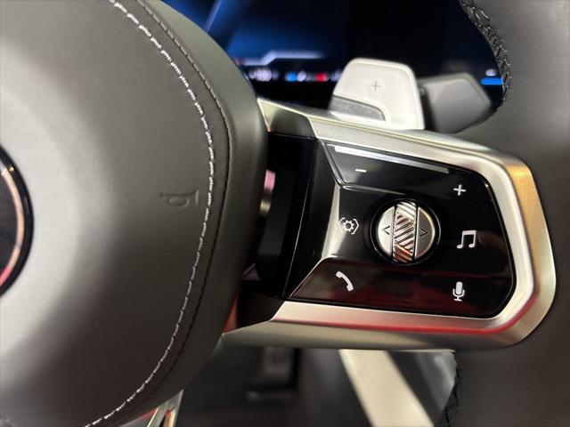 new 2025 BMW 760 car, priced at $132,225