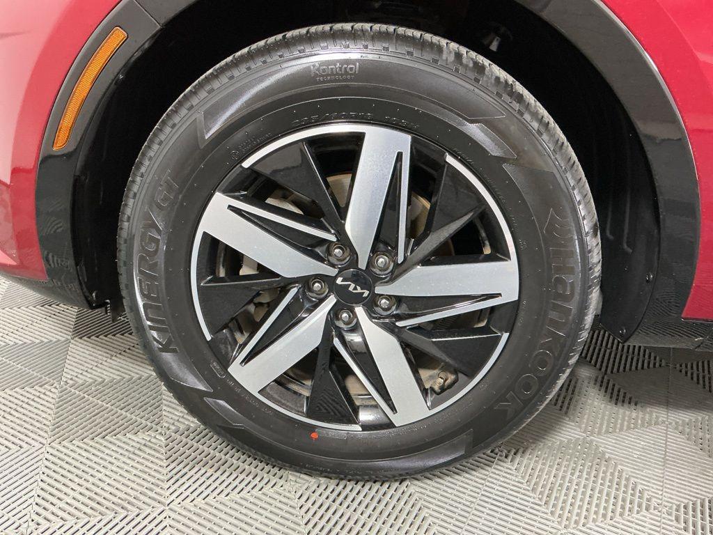 used 2022 Kia Sorento car, priced at $20,562