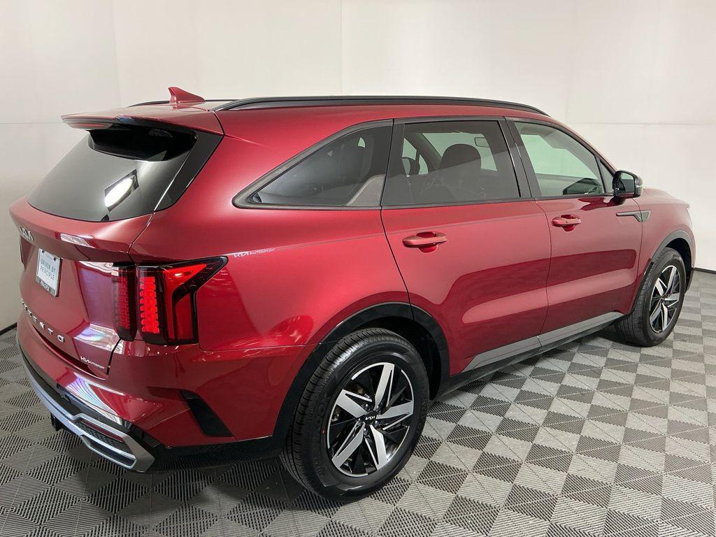 used 2022 Kia Sorento car, priced at $20,562