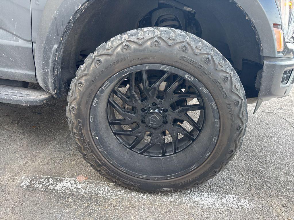 used 2021 Ford F-150 car, priced at $59,962