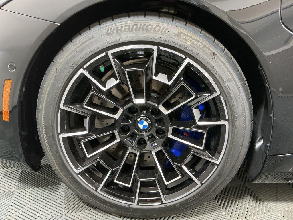 new 2026 BMW M5 car, priced at $129,300
