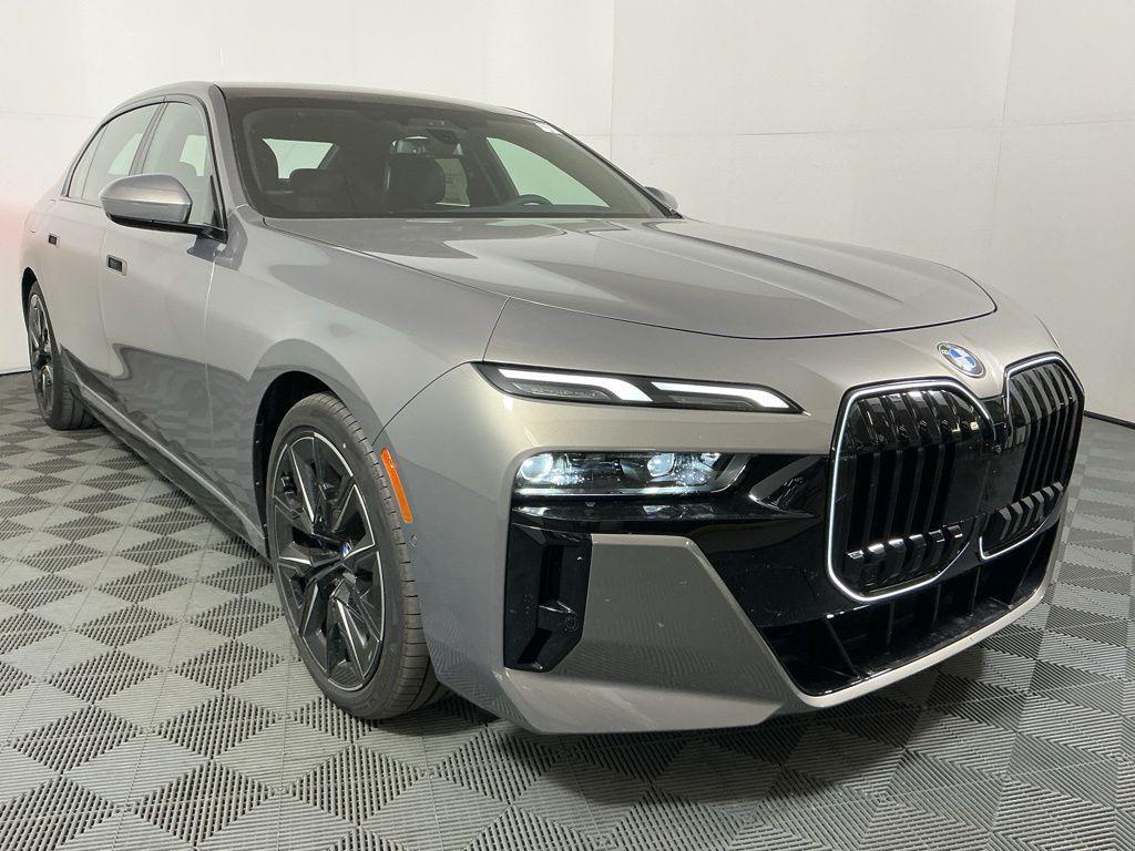 new 2025 BMW 760 car, priced at $129,735