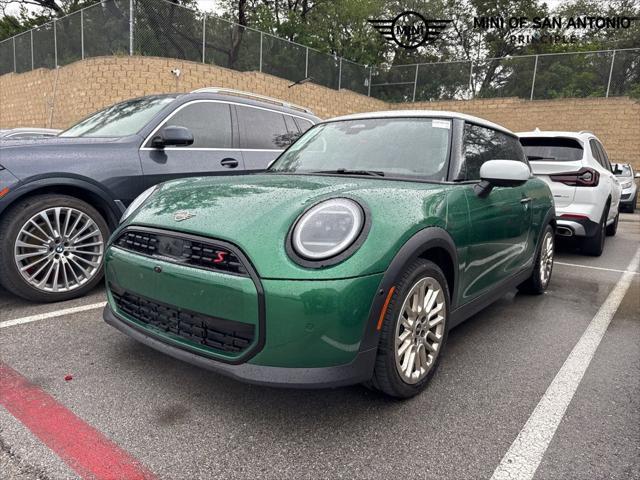 new 2025 MINI Hardtop car, priced at $37,295