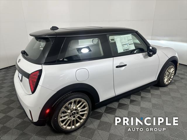 new 2025 MINI Hardtop car, priced at $32,430