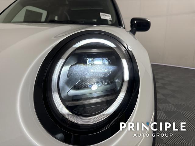 new 2025 MINI Hardtop car, priced at $32,860