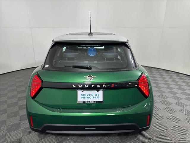 new 2025 MINI Hardtop car, priced at $37,380