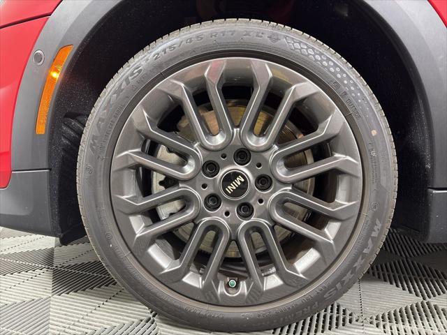 new 2025 MINI Hardtop car, priced at $37,110