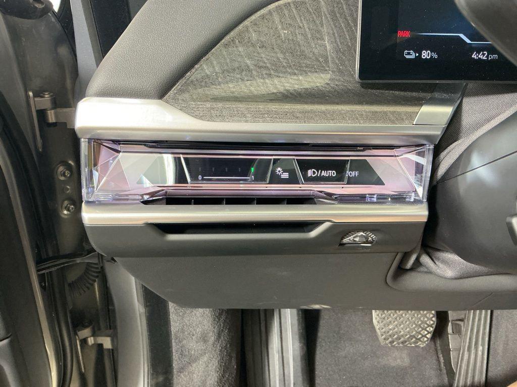 used 2024 BMW i7 car, priced at $77,860