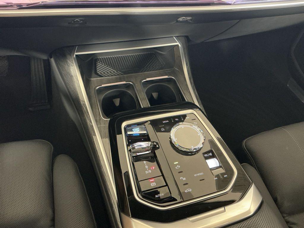 used 2024 BMW i7 car, priced at $77,860