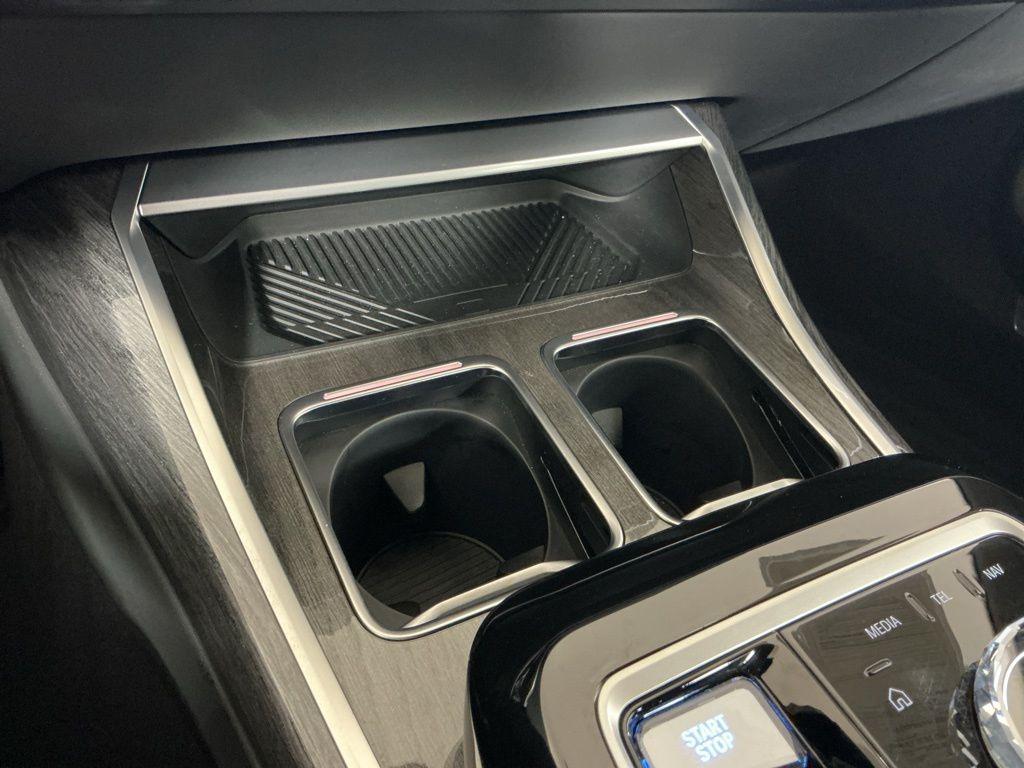 used 2024 BMW i7 car, priced at $77,860