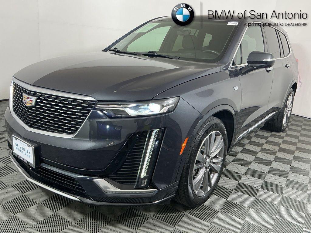 used 2022 Cadillac XT6 car, priced at $32,962