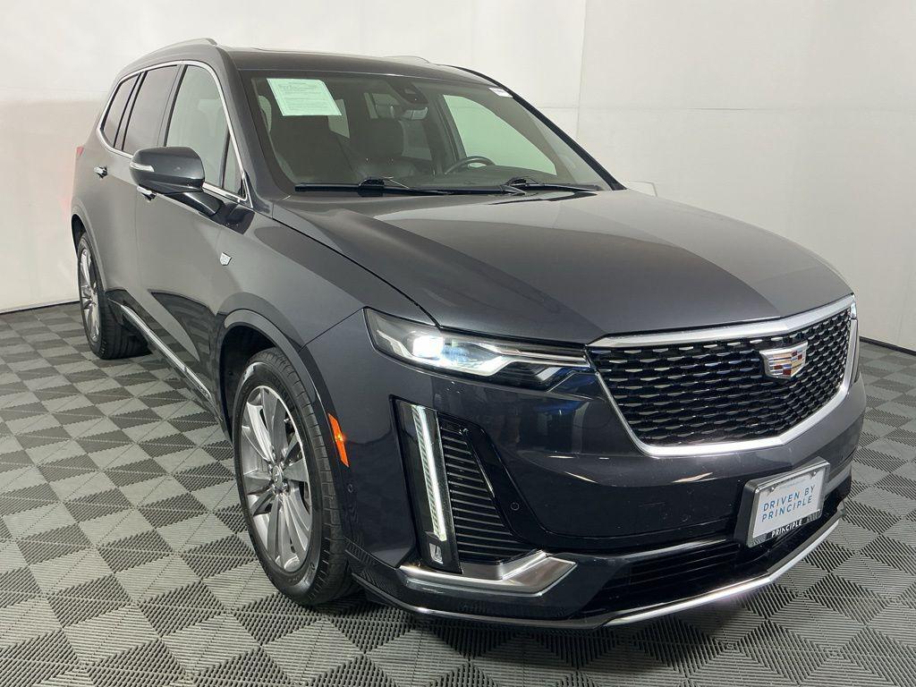used 2022 Cadillac XT6 car, priced at $32,962