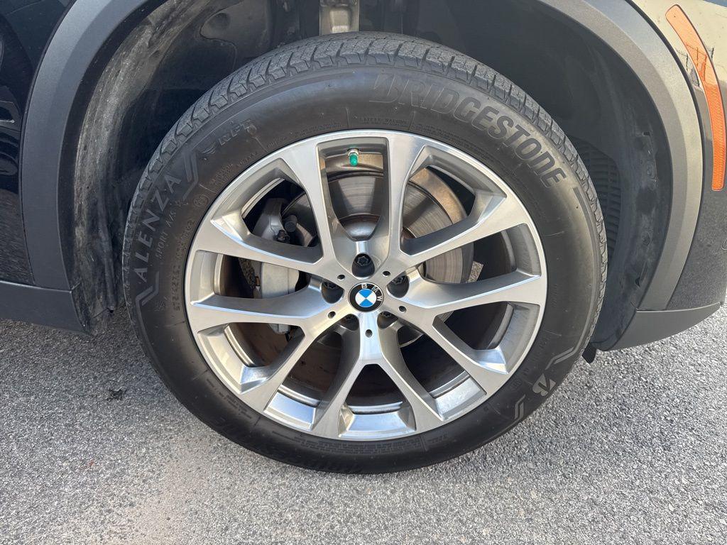 used 2021 BMW X5 car