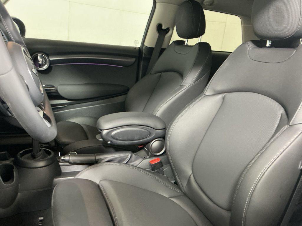 used 2023 MINI Hardtop car, priced at $26,562