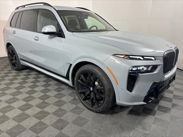 new 2025 BMW X7 car, priced at $98,725