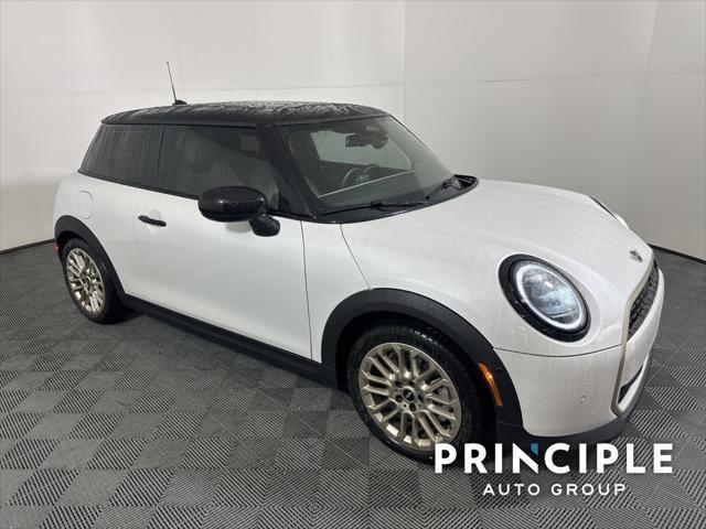 new 2025 MINI Hardtop car, priced at $32,430