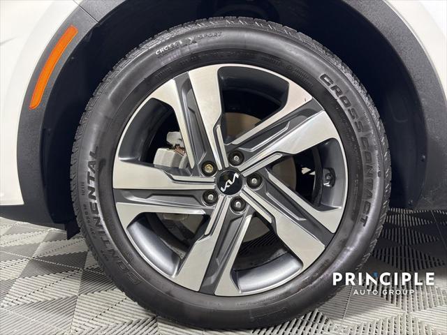 used 2022 Kia Sorento Plug-In Hybrid car, priced at $33,462