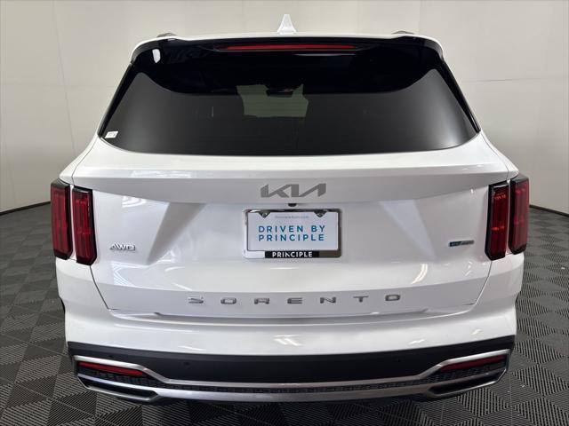 used 2022 Kia Sorento Plug-In Hybrid car, priced at $31,762