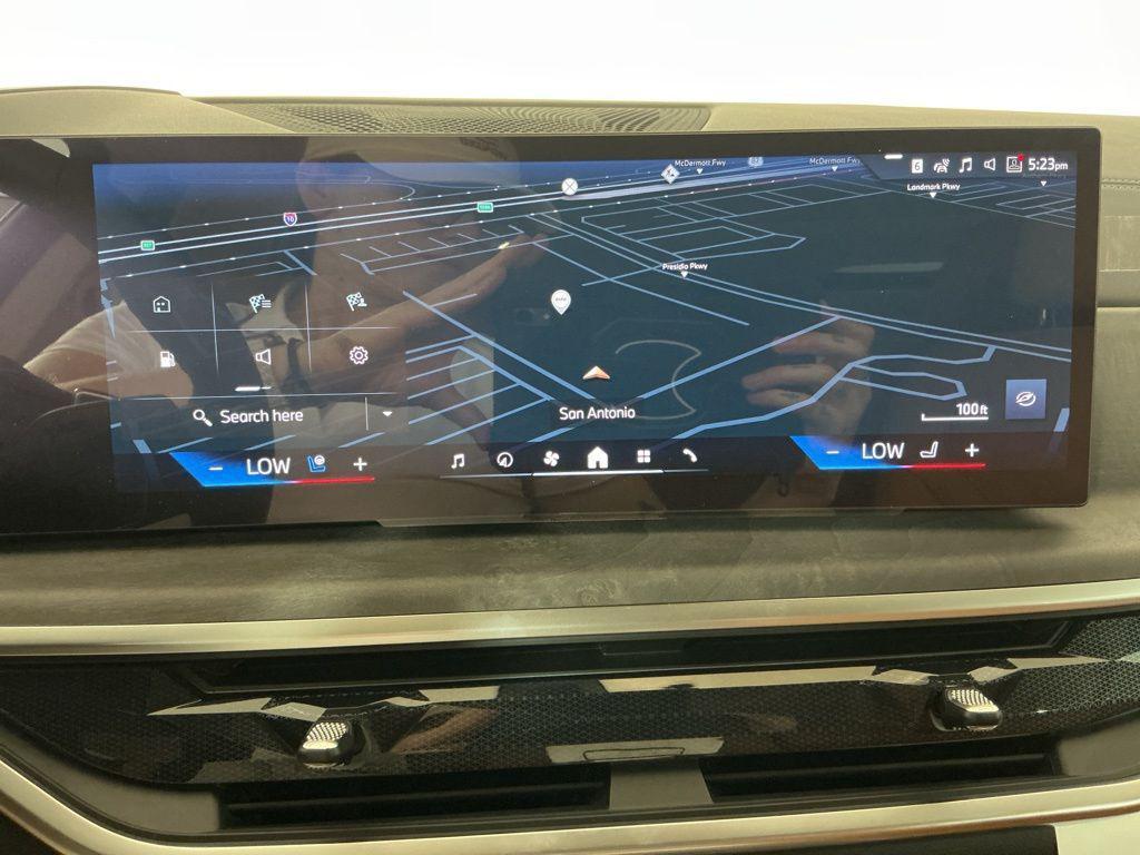 new 2026 BMW X7 car, priced at $94,075