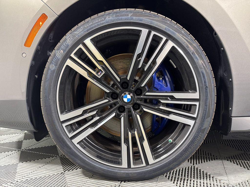 new 2025 BMW i7 car, priced at $132,380