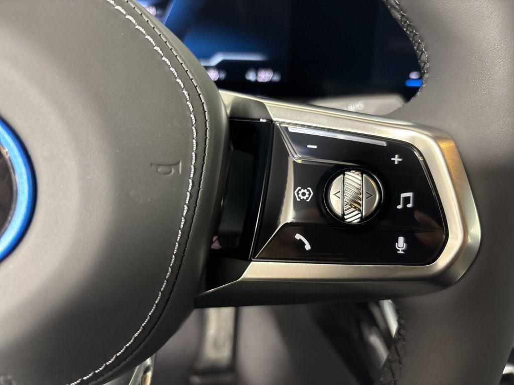 new 2025 BMW i7 car, priced at $132,380