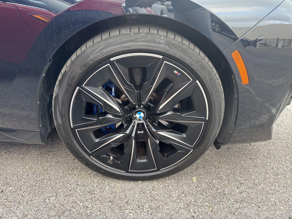 used 2024 BMW i7 car, priced at $77,962