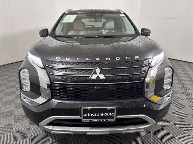 used 2023 Mitsubishi Outlander car, priced at $24,562
