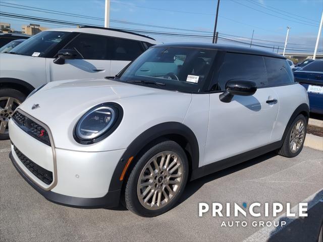 new 2025 MINI Hardtop car, priced at $36,905