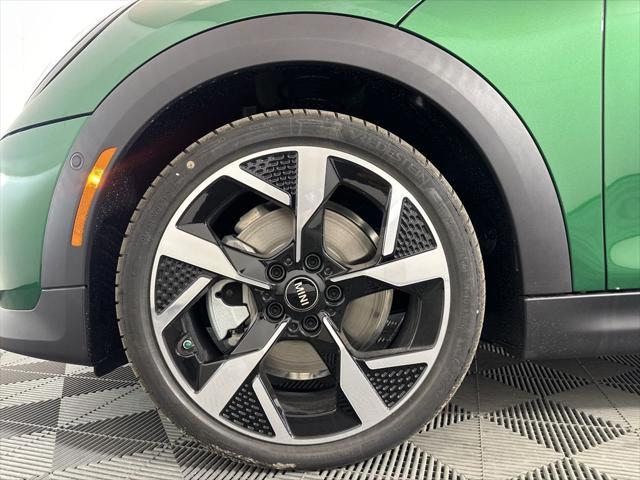 new 2025 MINI Hardtop car, priced at $37,380