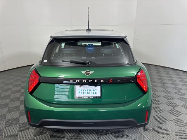 new 2025 MINI Hardtop car, priced at $37,380