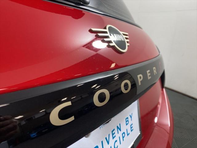 new 2025 MINI Hardtop car, priced at $37,380