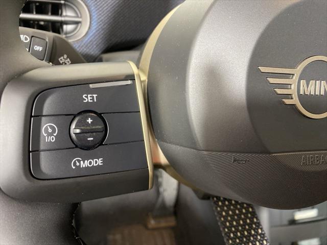 new 2025 MINI Hardtop car, priced at $37,380