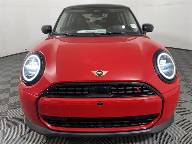 new 2025 MINI Hardtop car, priced at $37,380