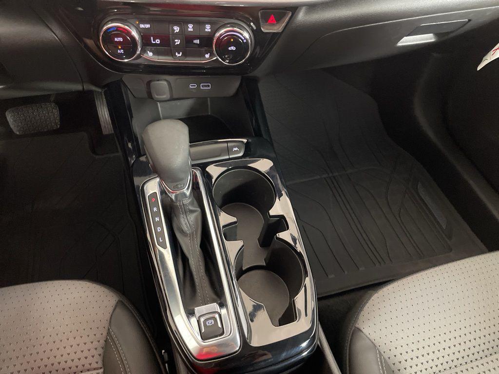 used 2025 Chevrolet Trax car, priced at $20,962