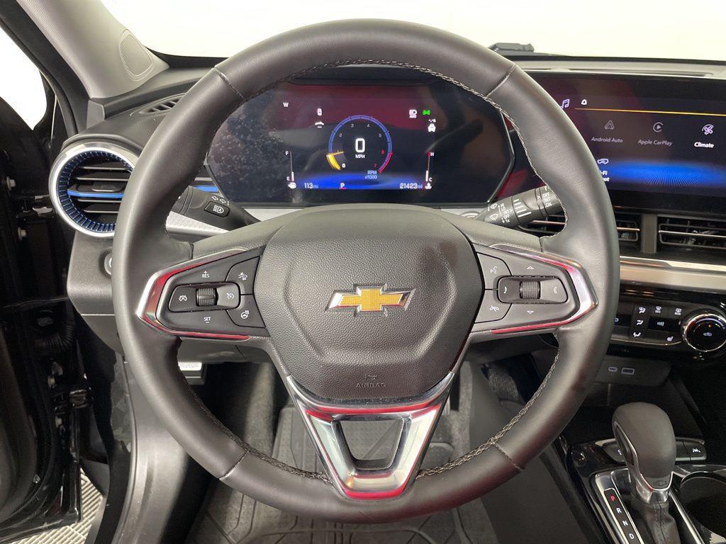 used 2025 Chevrolet Trax car, priced at $20,962