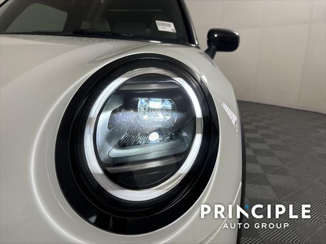 new 2025 MINI Hardtop car, priced at $33,860