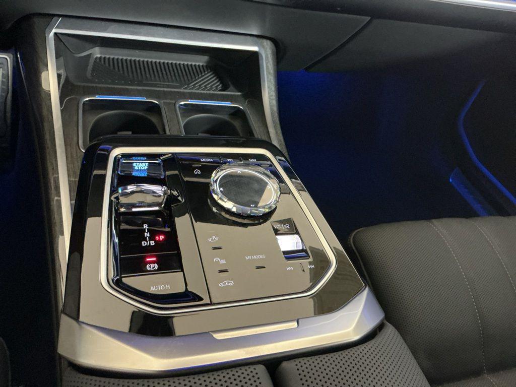 used 2024 BMW i7 car, priced at $83,962