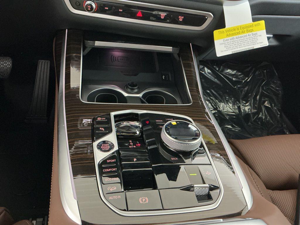 new 2026 BMW X7 car, priced at $99,060