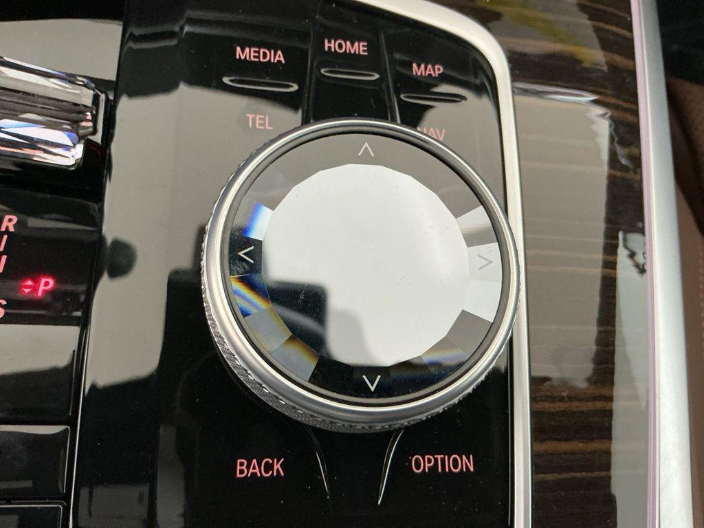 new 2026 BMW X7 car, priced at $99,060