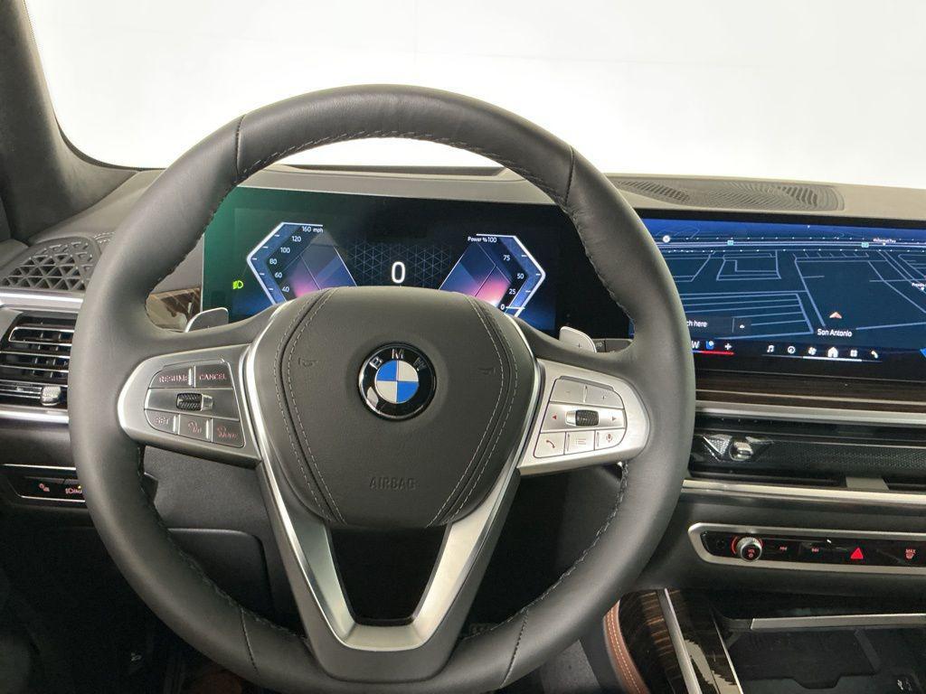 new 2026 BMW X7 car, priced at $99,060