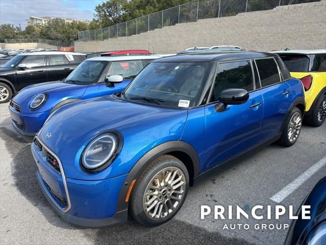 new 2025 MINI Hardtop car, priced at $39,380