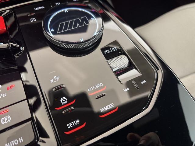 used 2025 BMW M5 car, priced at $119,462