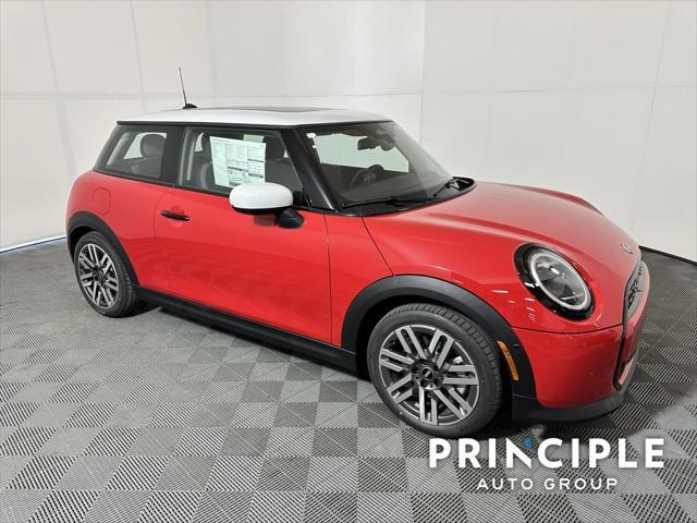 new 2025 MINI Hardtop car, priced at $32,430