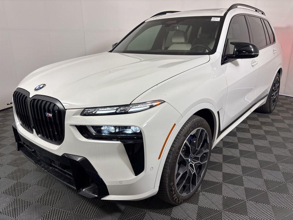 new 2026 BMW X7 car, priced at $125,975