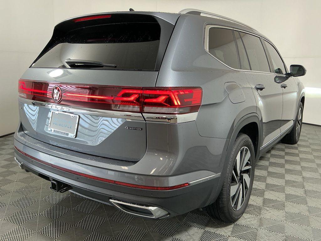 used 2024 Volkswagen Atlas car, priced at $35,262