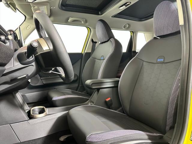 new 2025 MINI Hardtop car, priced at $37,830