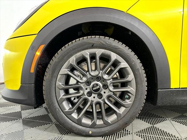 new 2025 MINI Hardtop car, priced at $37,830